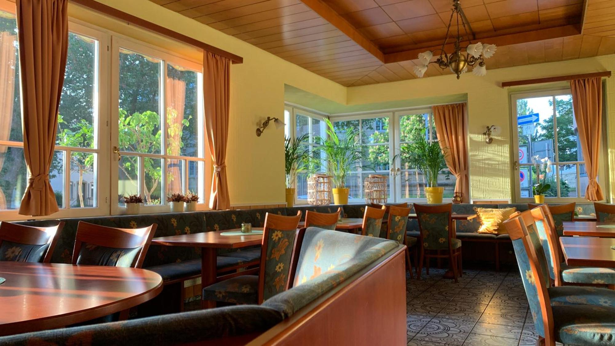 Öhringen Hotel Schillerplatz מראה חיצוני תמונה